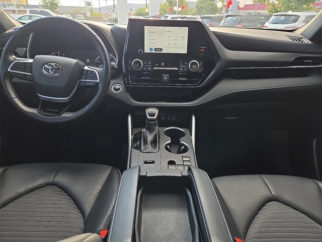 used 2024 Toyota Highlander car, priced at $45,361