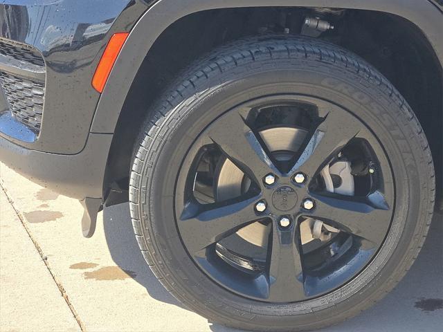 used 2023 Jeep Grand Cherokee car, priced at $30,323