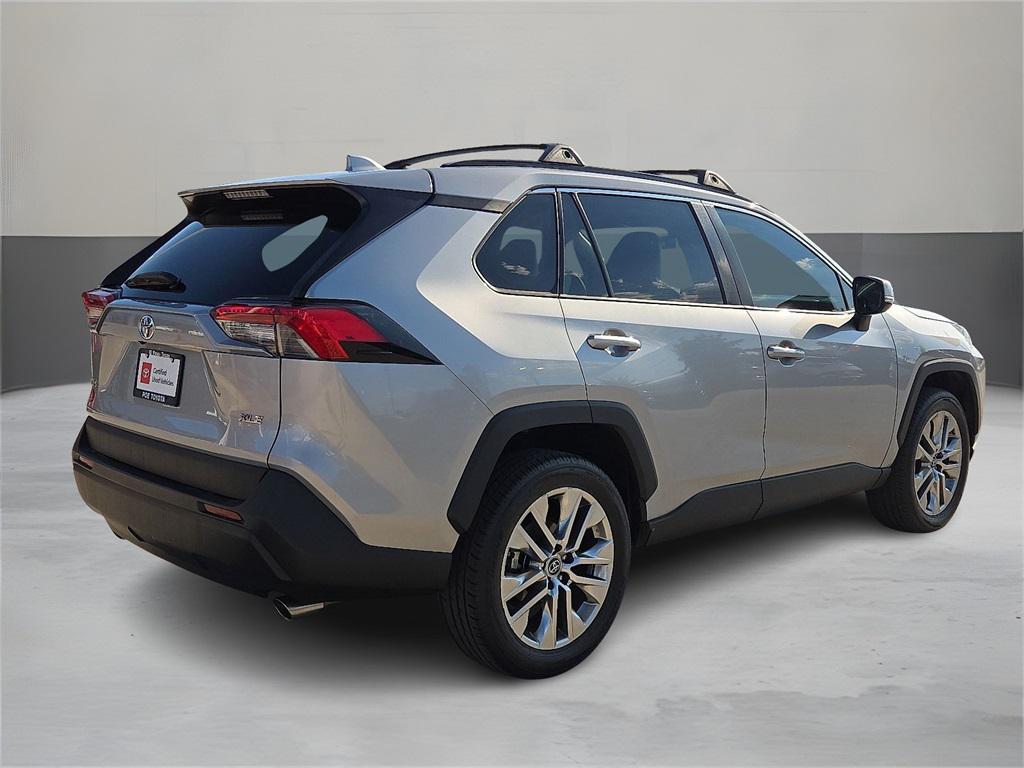 used 2019 Toyota RAV4 car, priced at $29,867