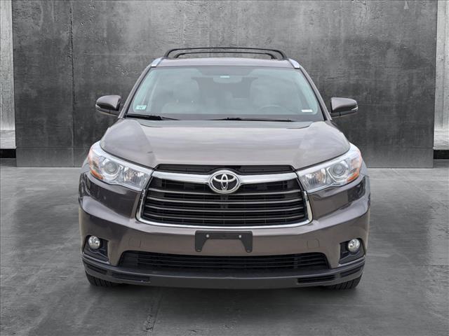 used 2016 Toyota Highlander car, priced at $21,479