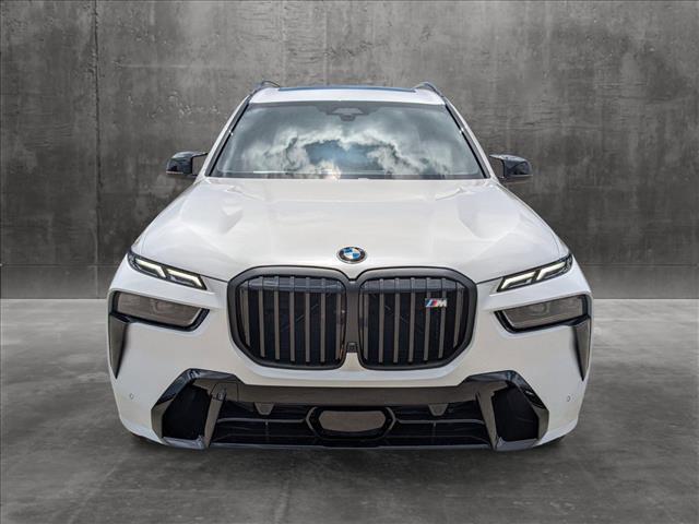 new 2025 BMW X7 car, priced at $121,200