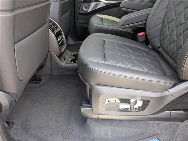 new 2025 BMW X7 car, priced at $102,860