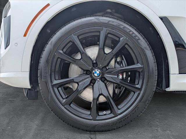 new 2026 BMW X7 car, priced at $100,930