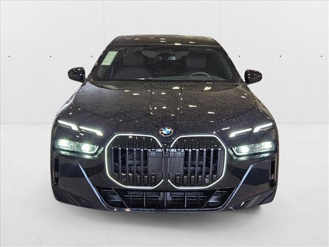 new 2025 BMW 760 car, priced at $129,735