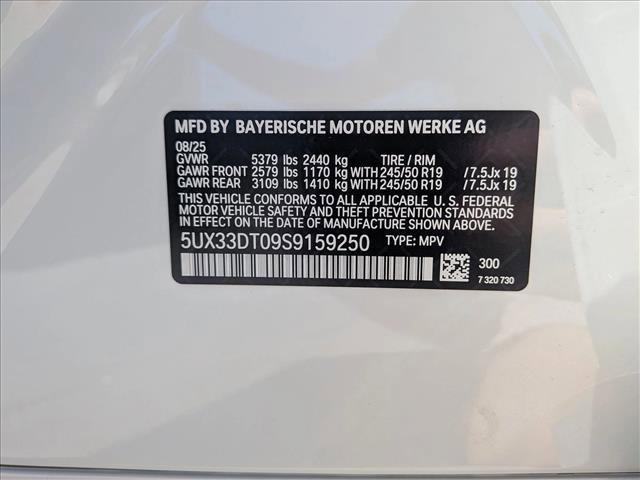 new 2025 BMW X4 car, priced at $62,015