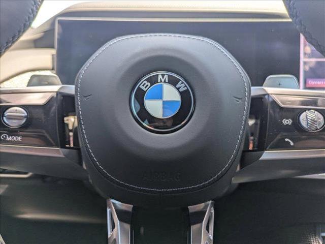 new 2025 BMW 760 car, priced at $145,175
