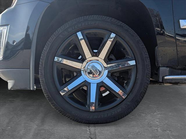 used 2017 Cadillac Escalade ESV car, priced at $21,995