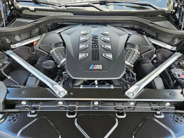 new 2026 BMW X7 car, priced at $128,180
