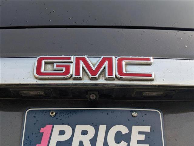 used 2018 GMC Yukon car, priced at $27,595