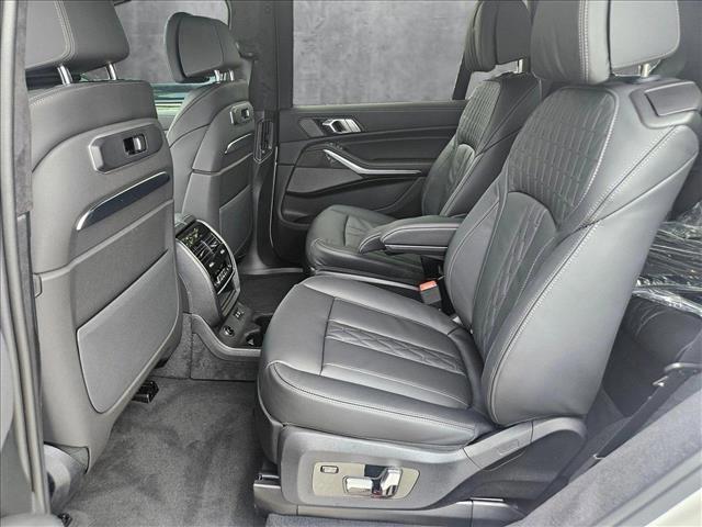 new 2025 BMW X7 car, priced at $119,480