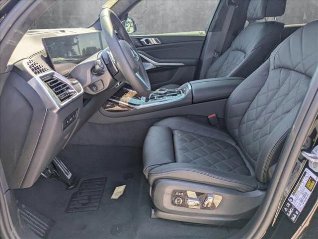 new 2025 BMW X7 car, priced at $103,665