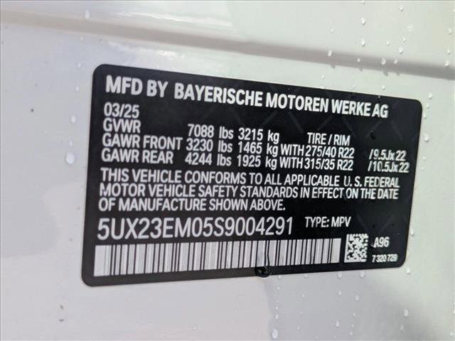 new 2025 BMW X7 car, priced at $98,315