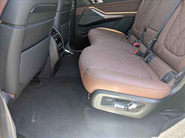 new 2026 BMW X7 car, priced at $91,925