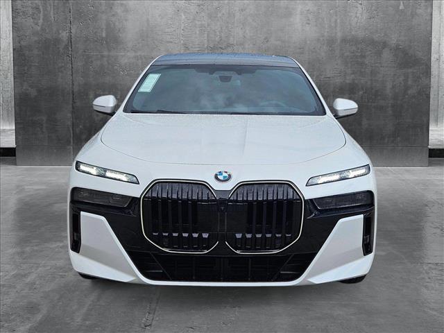 new 2025 BMW 760 car, priced at $140,450