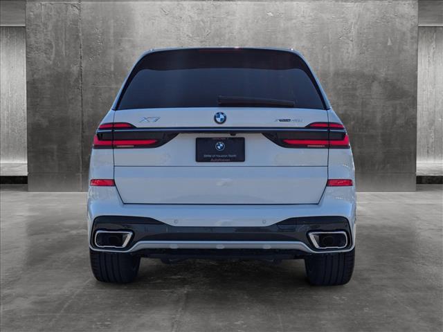 new 2025 BMW X7 car, priced at $91,420