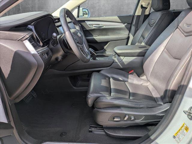 used 2017 Cadillac XT5 car, priced at $16,995