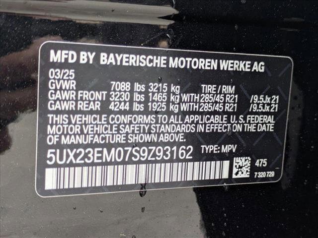 new 2025 BMW X7 car, priced at $91,185