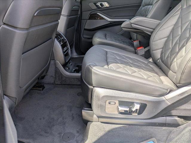 new 2026 BMW X7 car, priced at $101,185