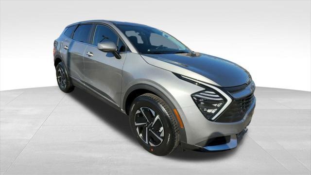 new 2025 Kia Sportage Hybrid car, priced at $31,290