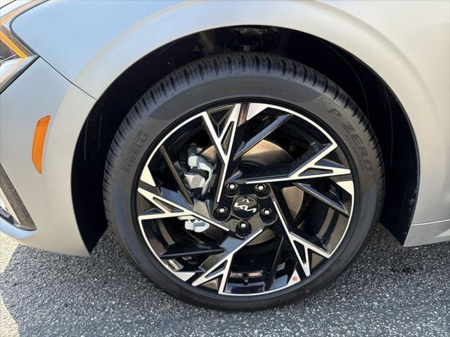 new 2025 Kia K5 car, priced at $31,215