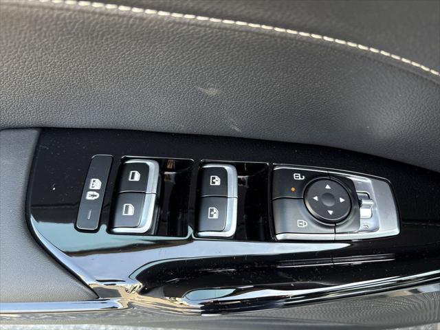 new 2025 Kia K5 car, priced at $31,215