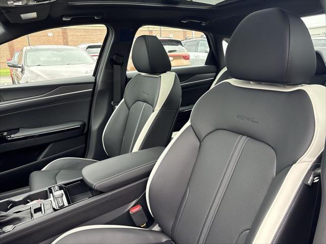 new 2025 Kia K5 car, priced at $33,615