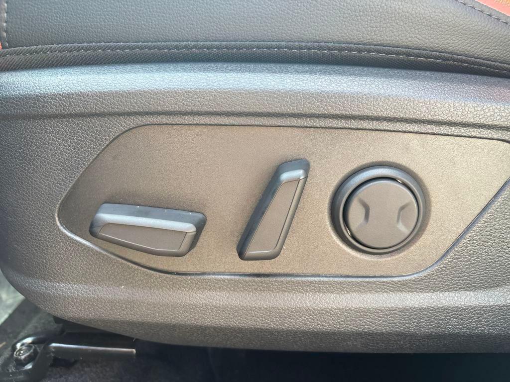 new 2026 Kia Sportage car, priced at $41,115