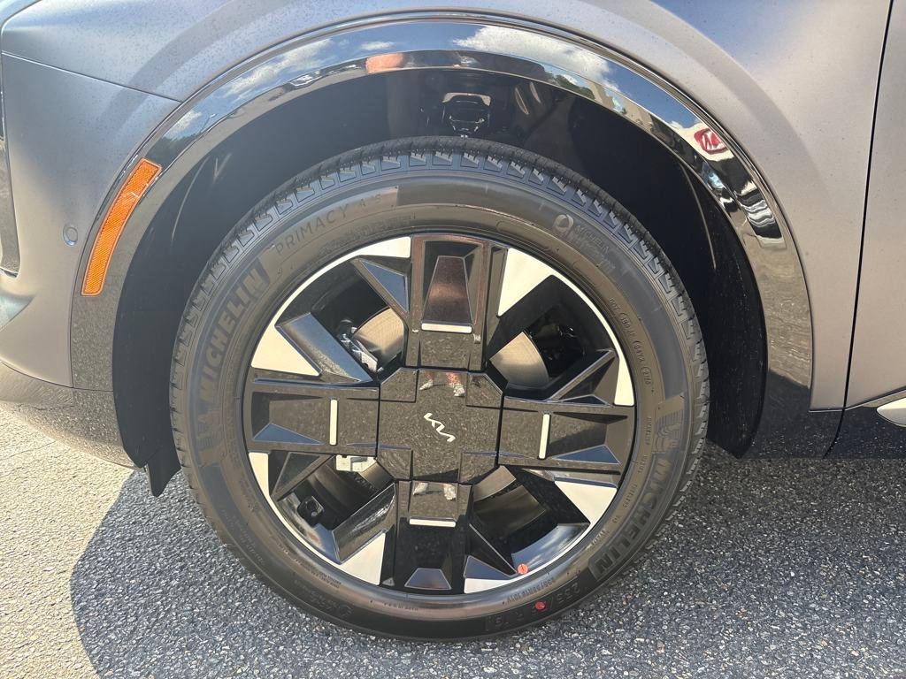 new 2026 Kia Sportage car, priced at $41,115