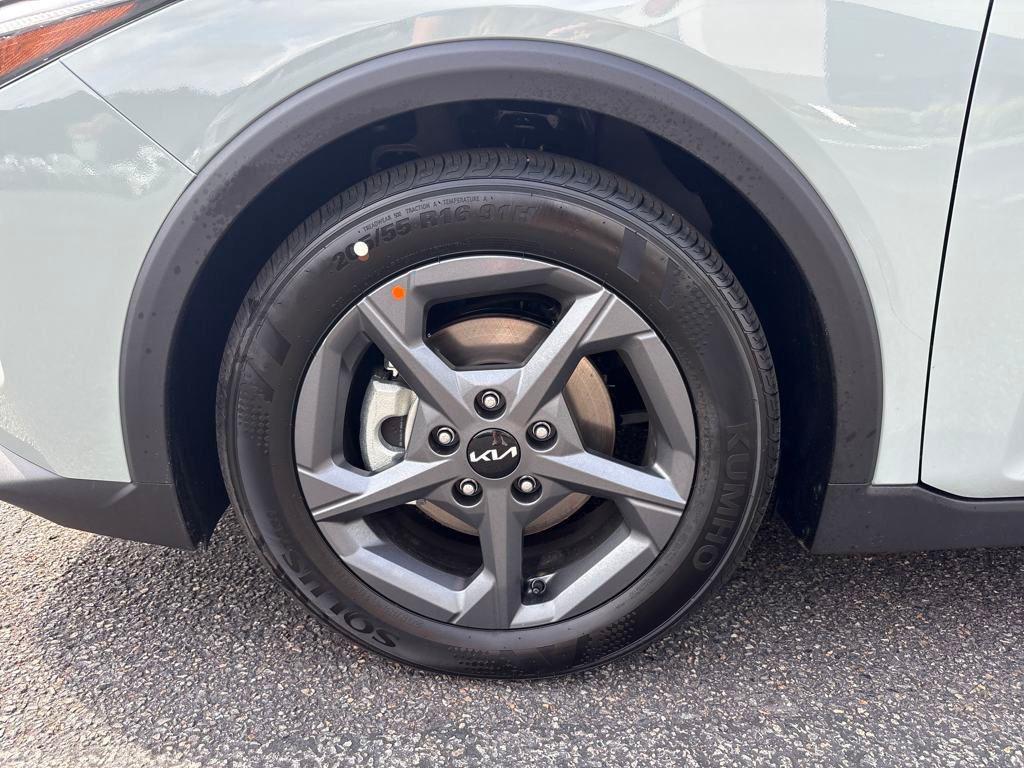 new 2025 Kia K4 car, priced at $23,690