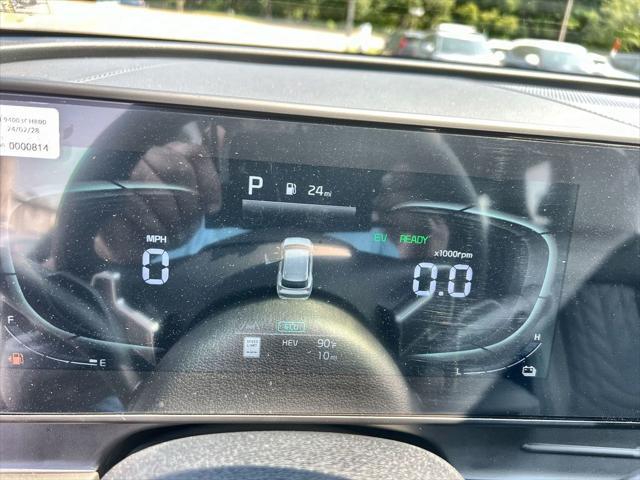 new 2024 Kia Sportage car, priced at $41,040