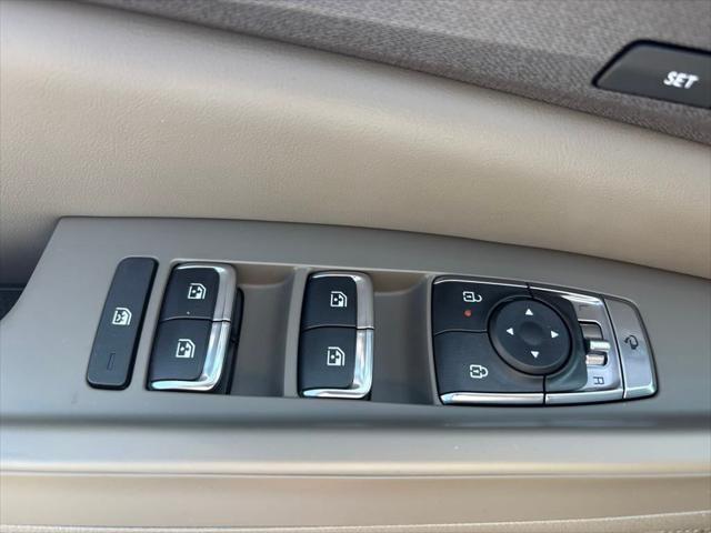 new 2026 Kia Carnival Hybrid car, priced at $45,680