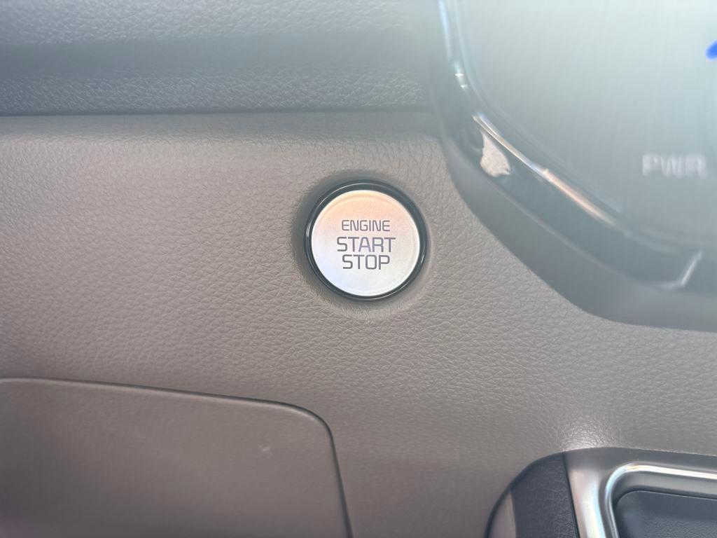 new 2026 Kia Carnival Hybrid car, priced at $45,680