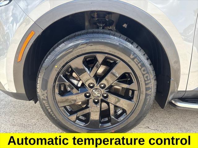 used 2022 Kia Sorento car, priced at $30,450
