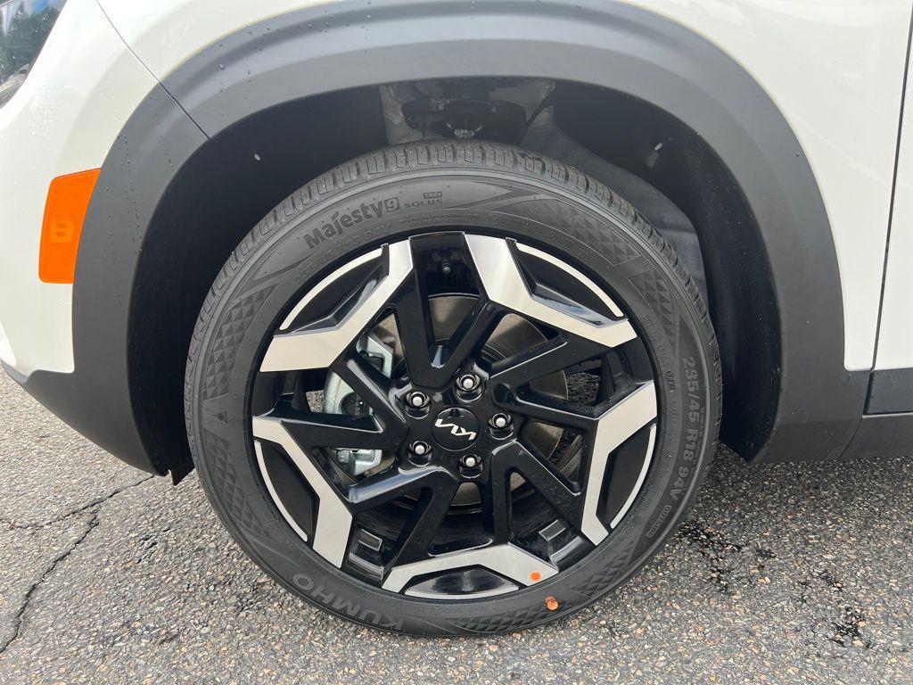 new 2026 Kia Seltos car, priced at $34,570