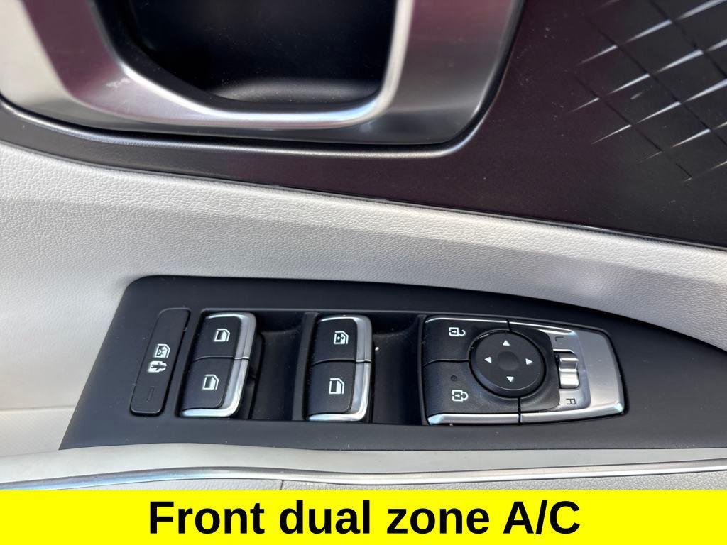 used 2022 Kia Sorento car, priced at $26,800