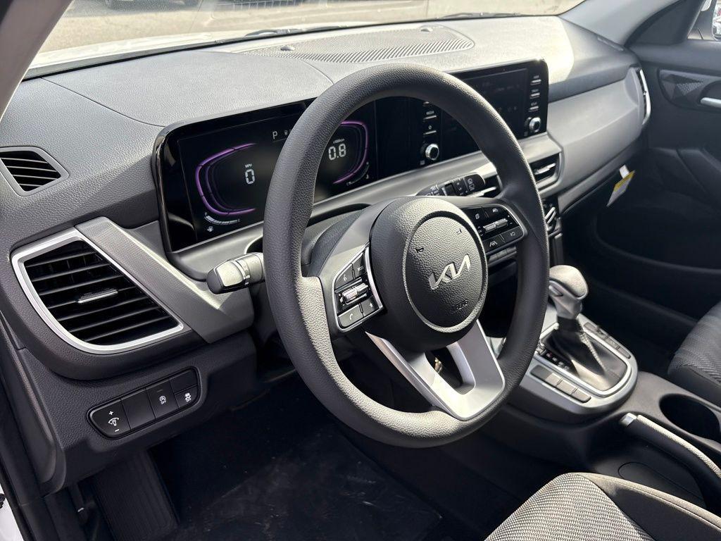 new 2026 Kia Seltos car, priced at $26,105