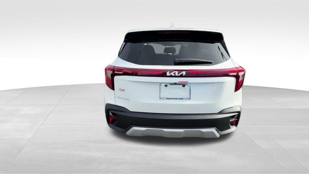new 2026 Kia Seltos car, priced at $26,105