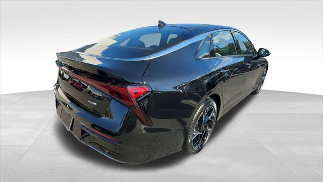 new 2025 Kia K5 car, priced at $30,320