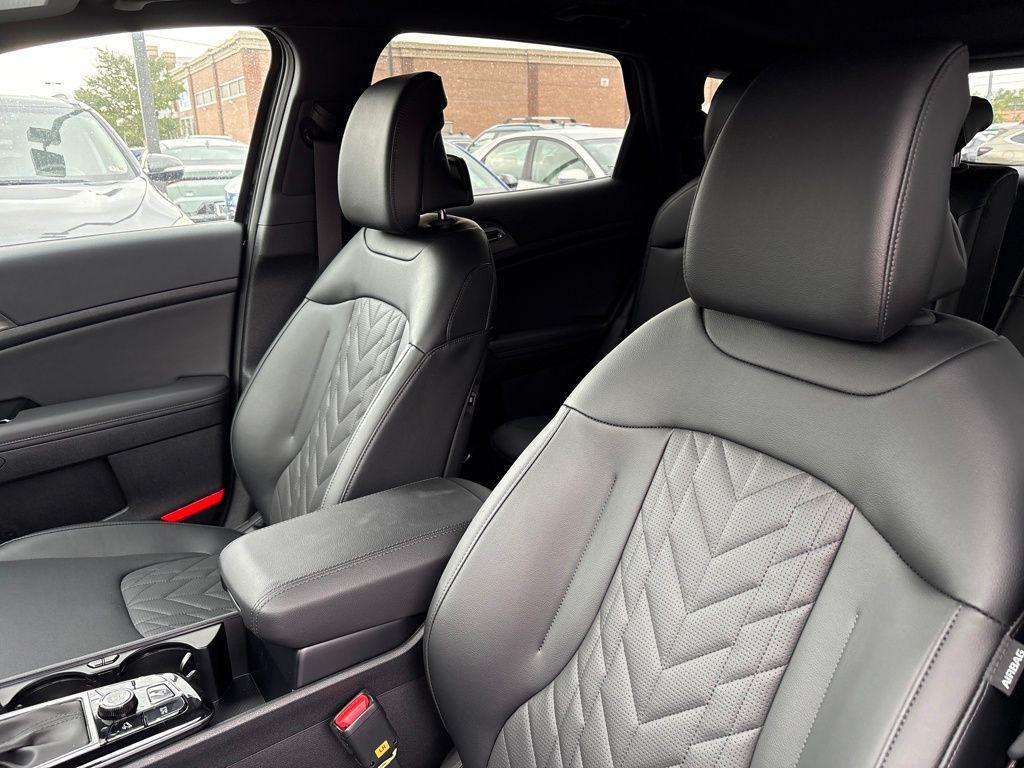 new 2025 Kia Sportage car, priced at $37,135