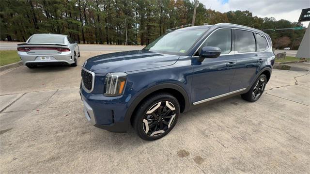 used 2023 Kia Telluride car, priced at $39,250