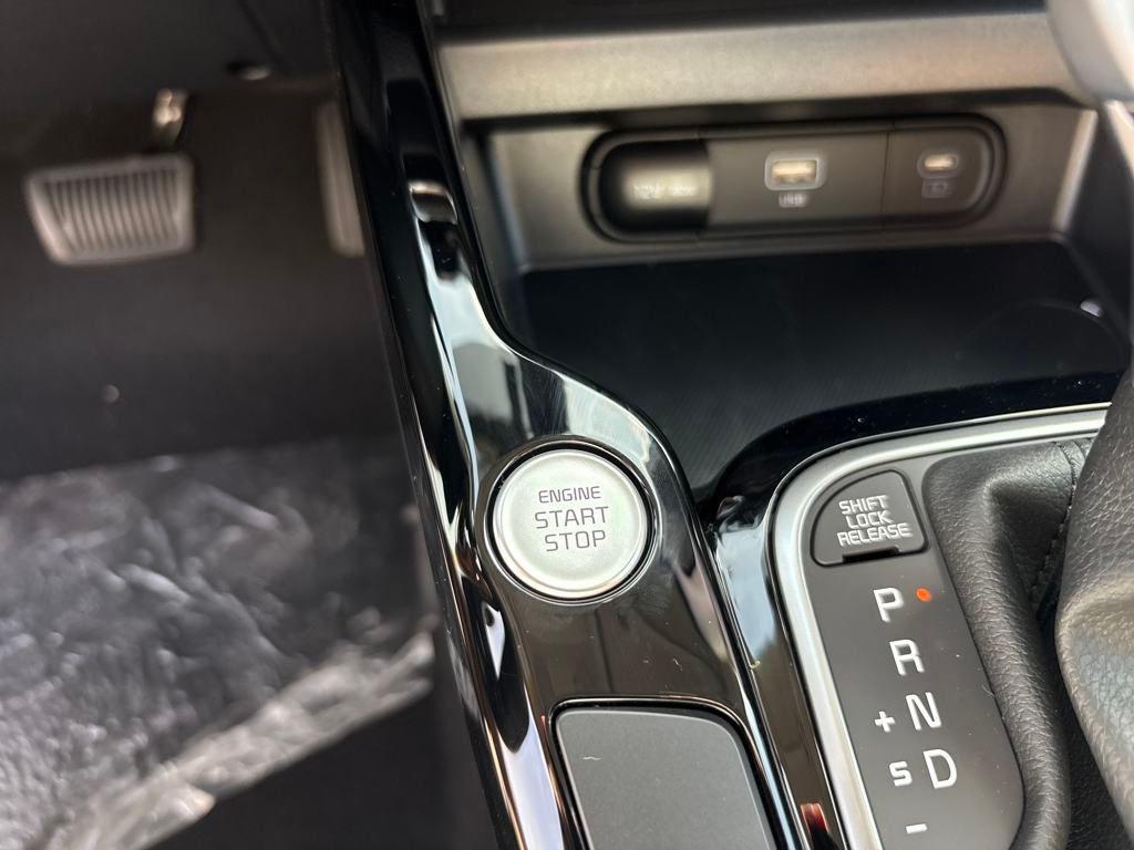 new 2025 Kia Soul car, priced at $24,060