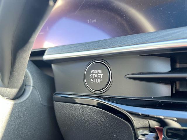 new 2025 Kia K5 car, priced at $35,925