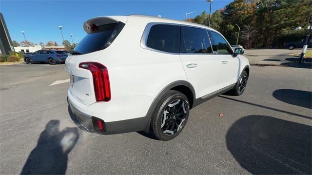 new 2025 Kia Telluride car, priced at $43,330