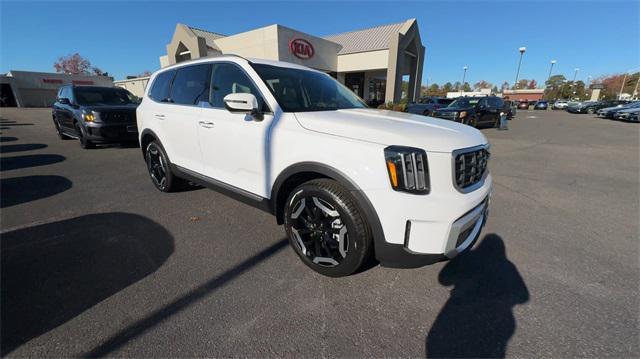 new 2025 Kia Telluride car, priced at $43,330