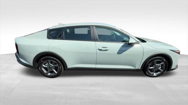 new 2025 Kia K4 car, priced at $24,825