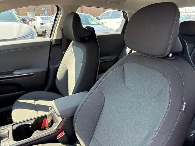 new 2025 Kia K4 car, priced at $24,825