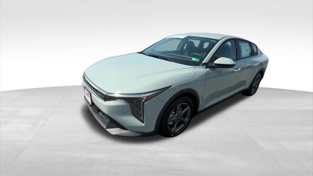 new 2025 Kia K4 car, priced at $24,825