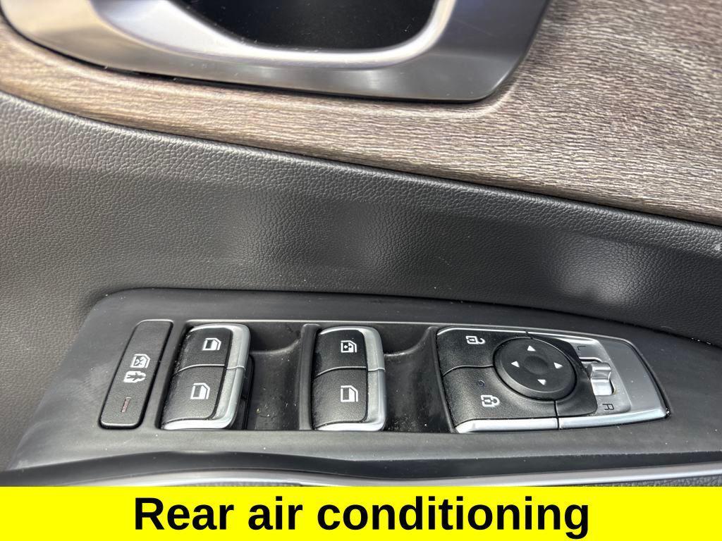 used 2022 Kia Sorento car, priced at $28,750