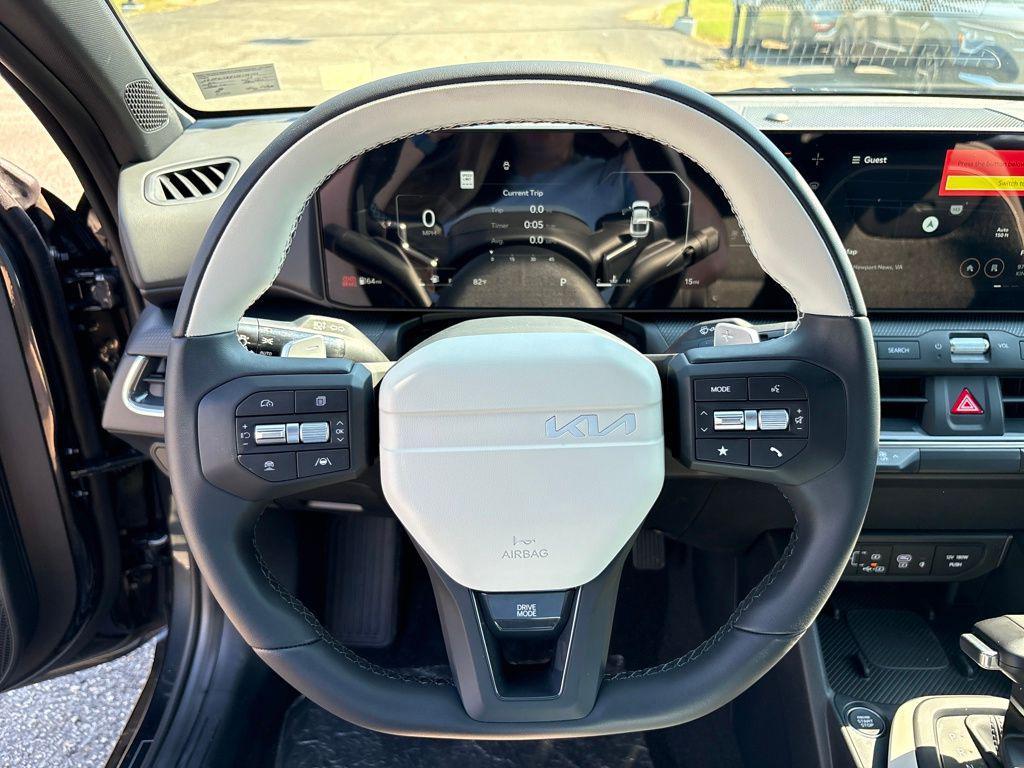 new 2025 Kia K4 car, priced at $27,970