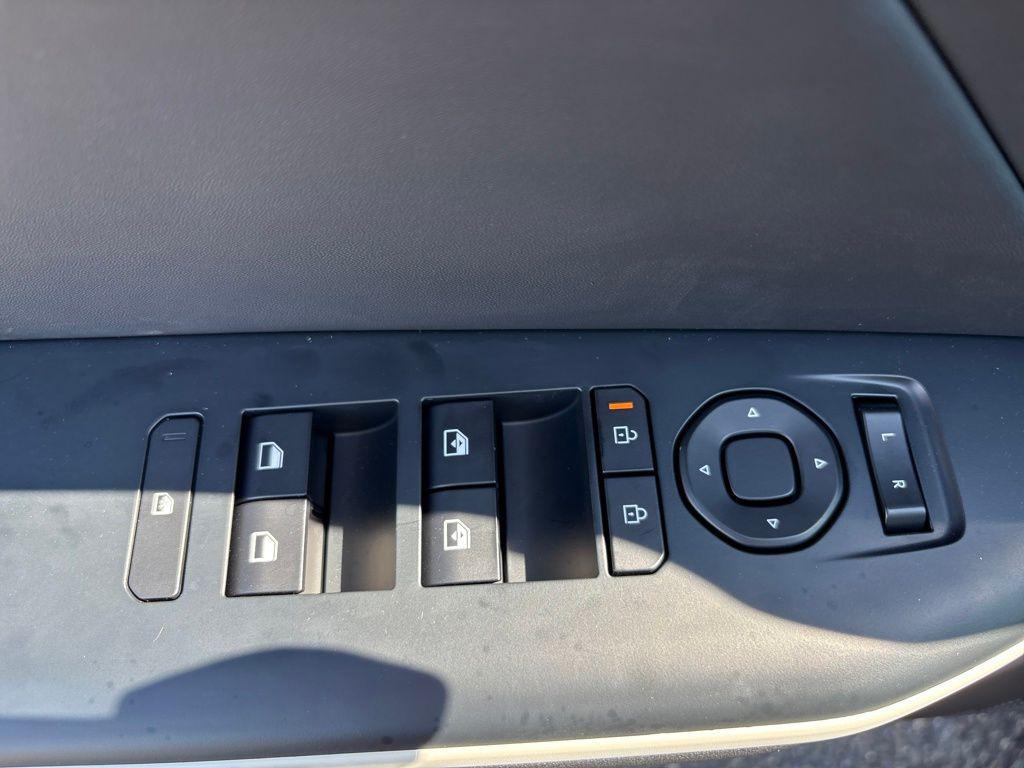 new 2025 Kia K4 car, priced at $27,970
